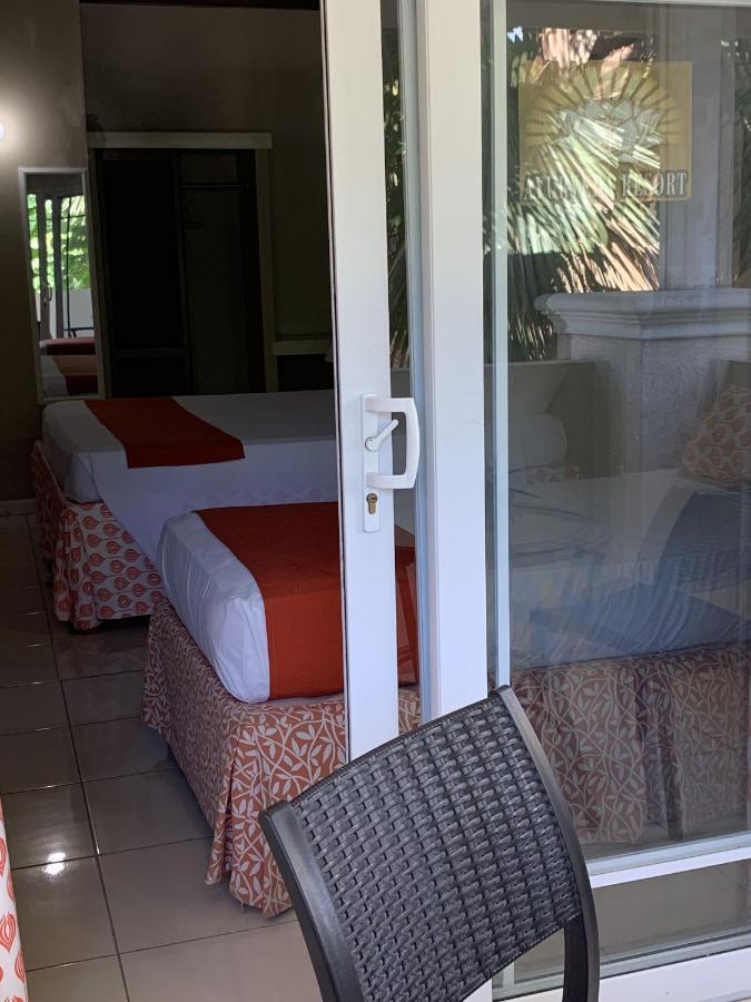 King Suite At Oceanview Resort In Jamaica - Enjoy 7 Miles Of White Sand Beach! Negril Kültér fotó